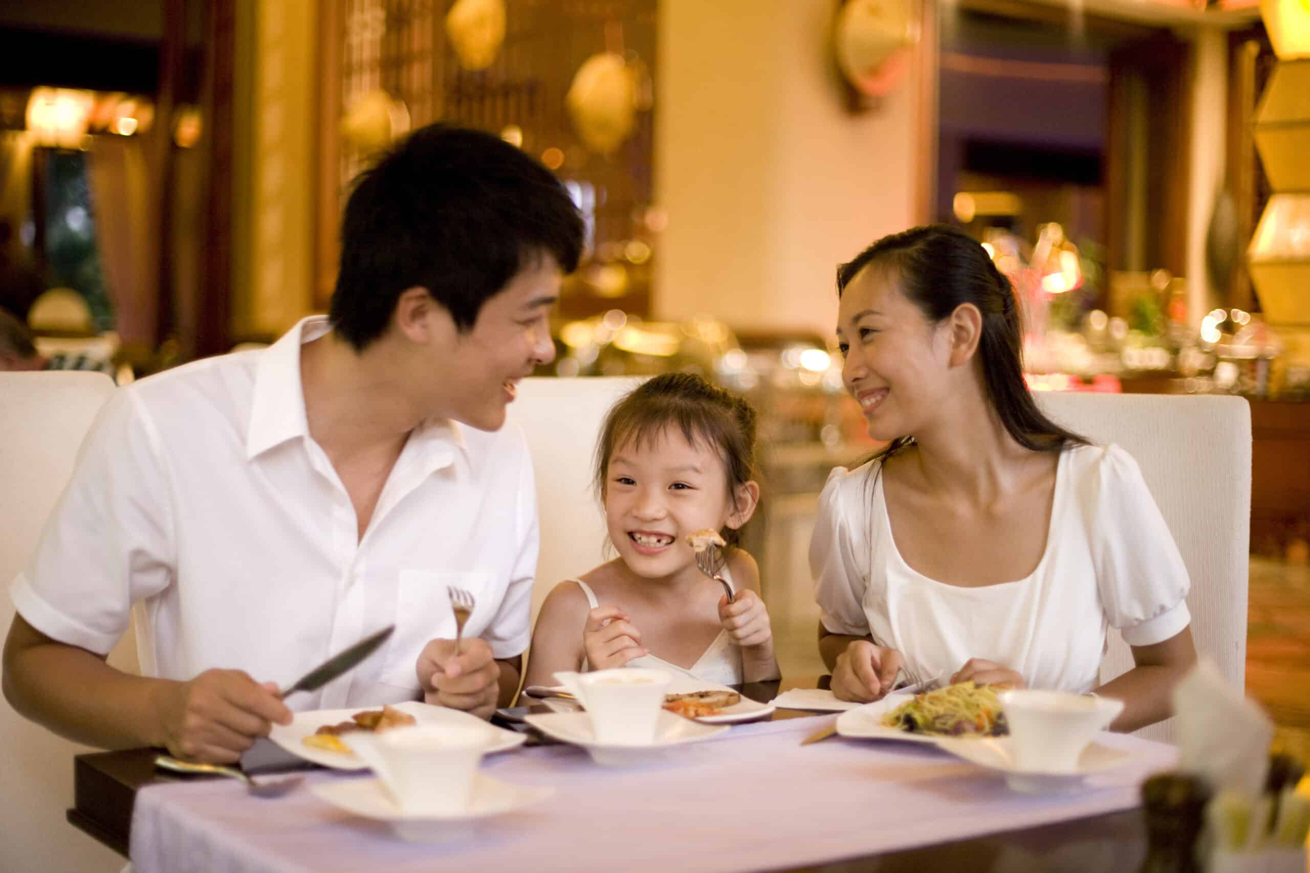 Local Smile-Friendly Dining Spots and Oral Health Tips When Eating Out