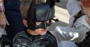 batman-costume-kid-young-halloween